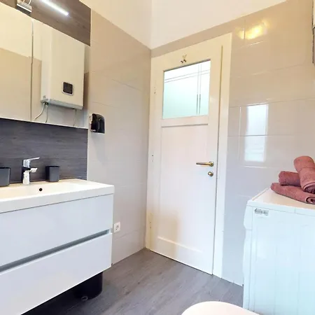 Apartament Stella- Near Center And Bacvice