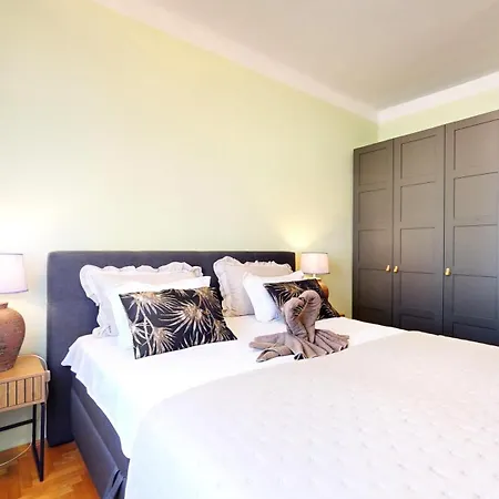 Stella- Near Center And Bacvice Apartament Split